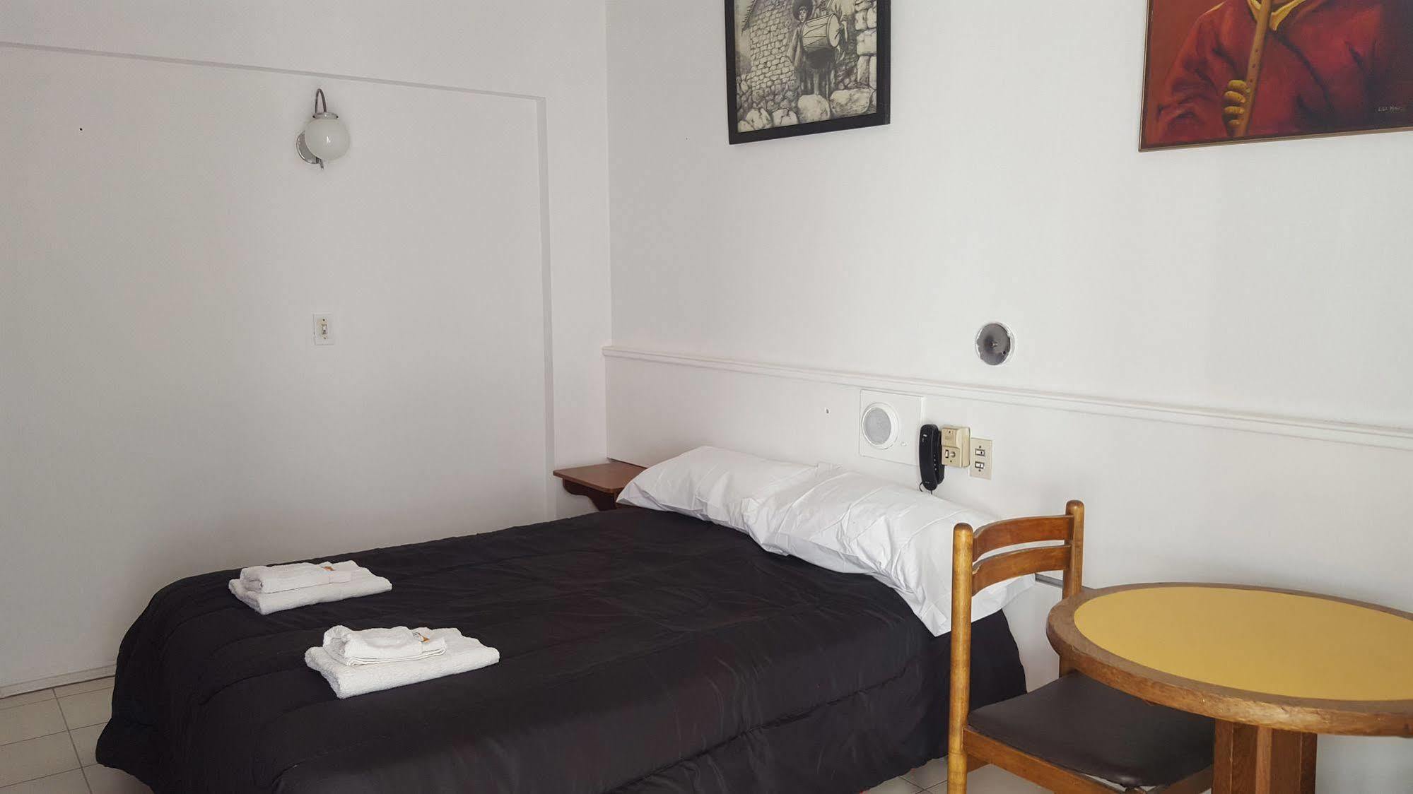 Cels Andins Hotell Mendoza Eksteriør bilde